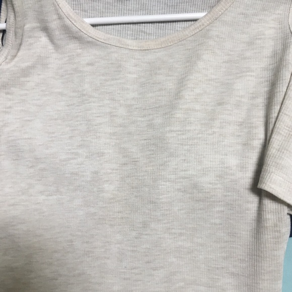 H&M Divided Tan Cold Shoulder Top - Picture 5 of 7